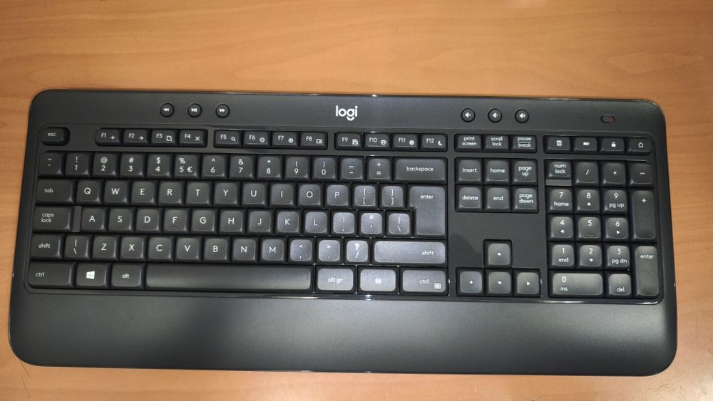 Tastatura Logitech K540
