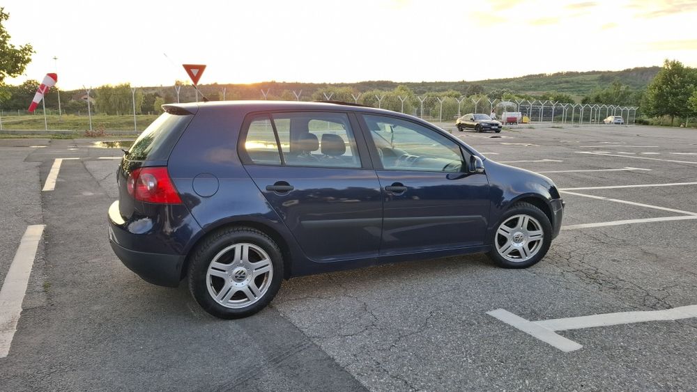 VOLKSWAGEN Golf 2006 — imagine 4