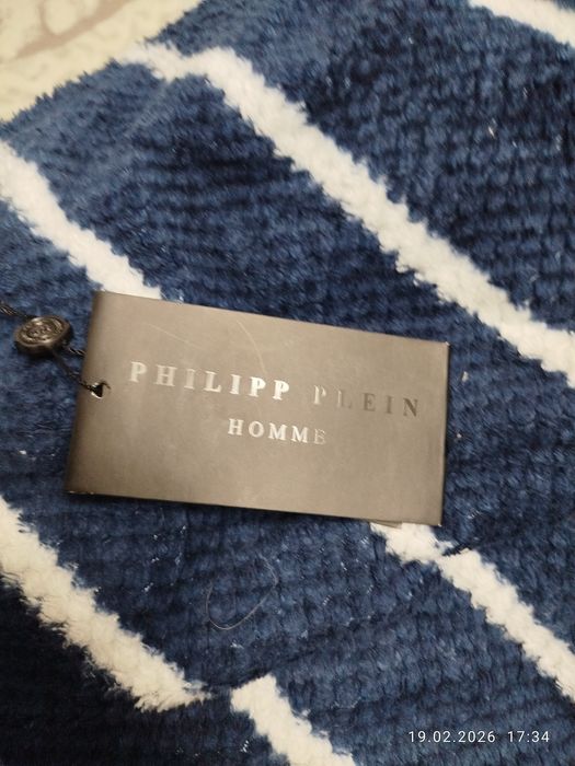 Продам кофту Philipp Plein новая