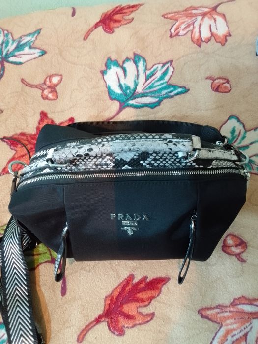 Сумка новая " Рrada" оригинал