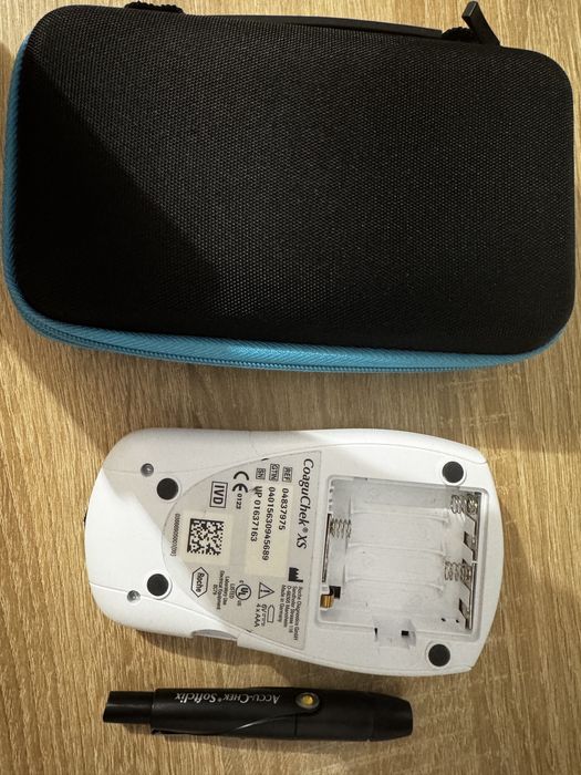 Aparat CoaguChek XS pentru măsurare INR