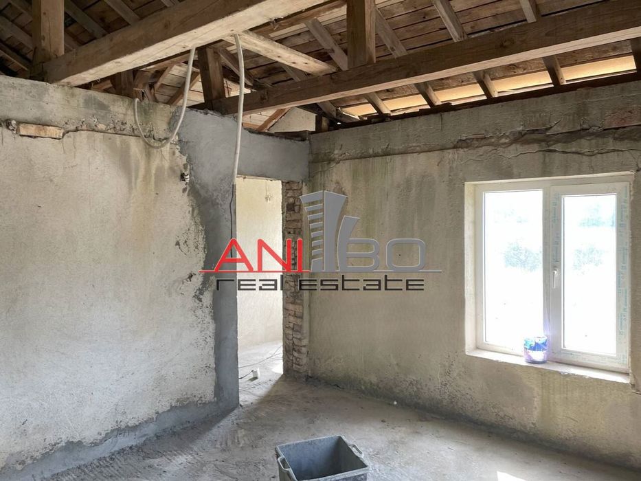 Къща в Варна, област-с.Изгрев площ 170 цена 145000