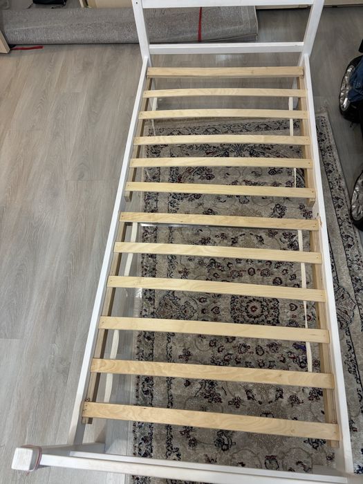 Продам детскую кровать