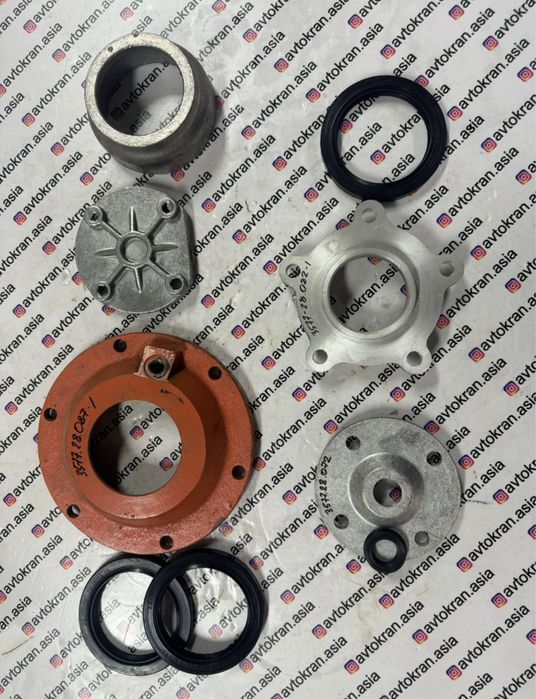 Редуктор механизма поворота