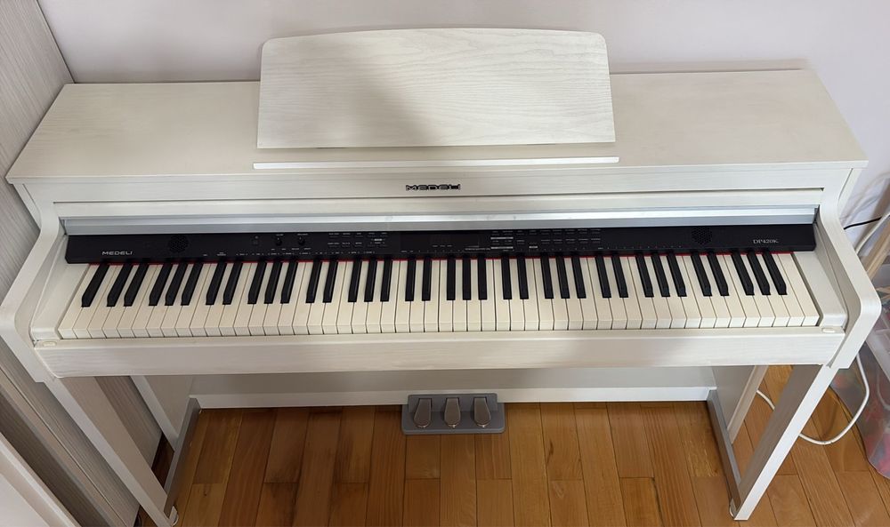 Pianina digitala Medeli