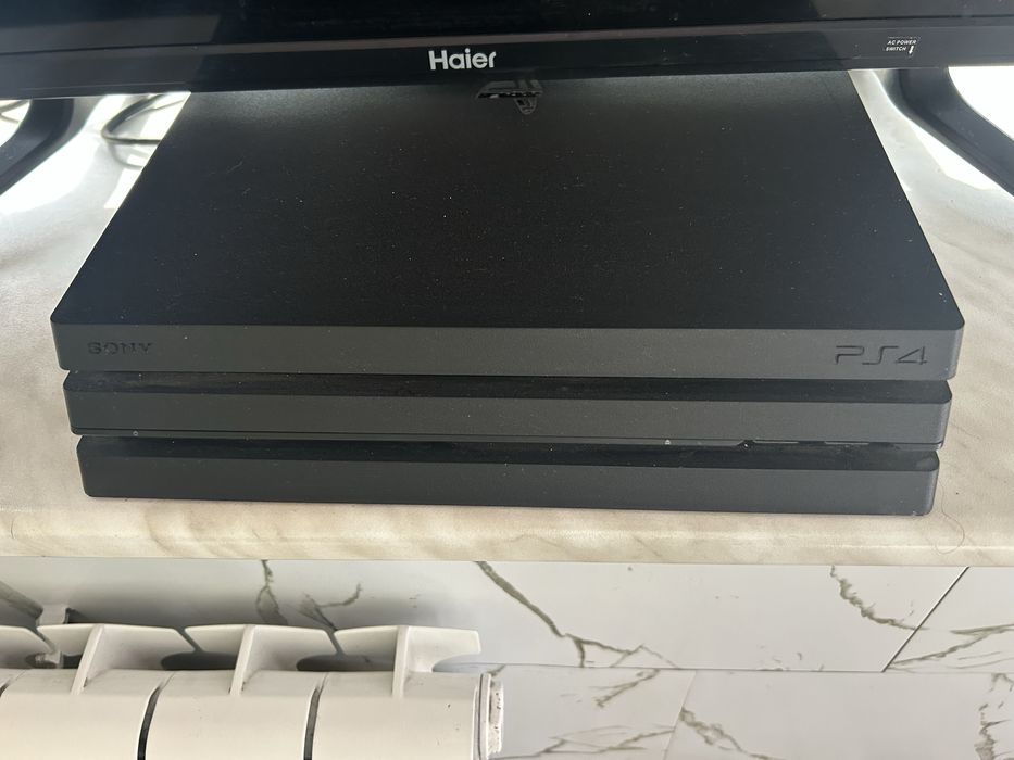 PS4 PRO playstation