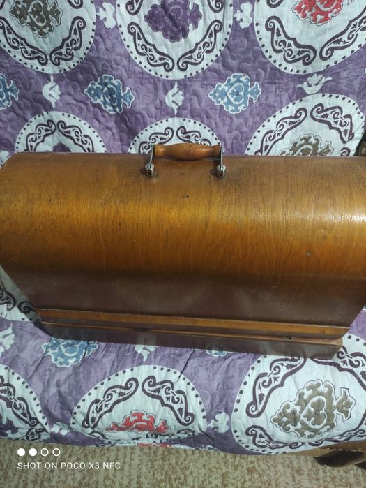 Продам швейные машинки.