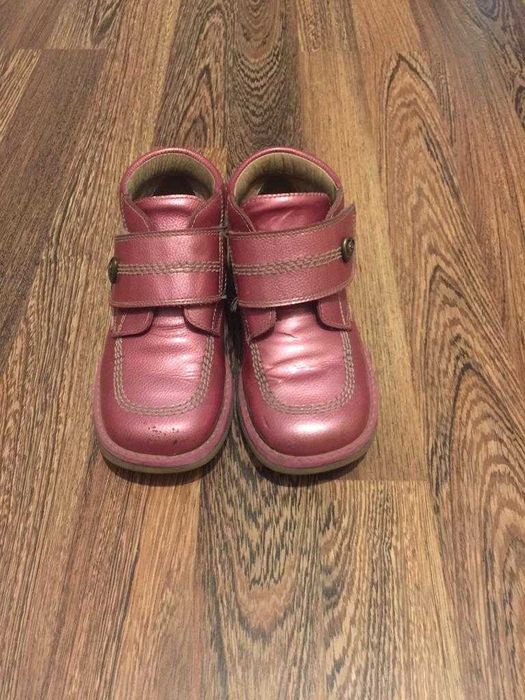 продам ботинки для девочек