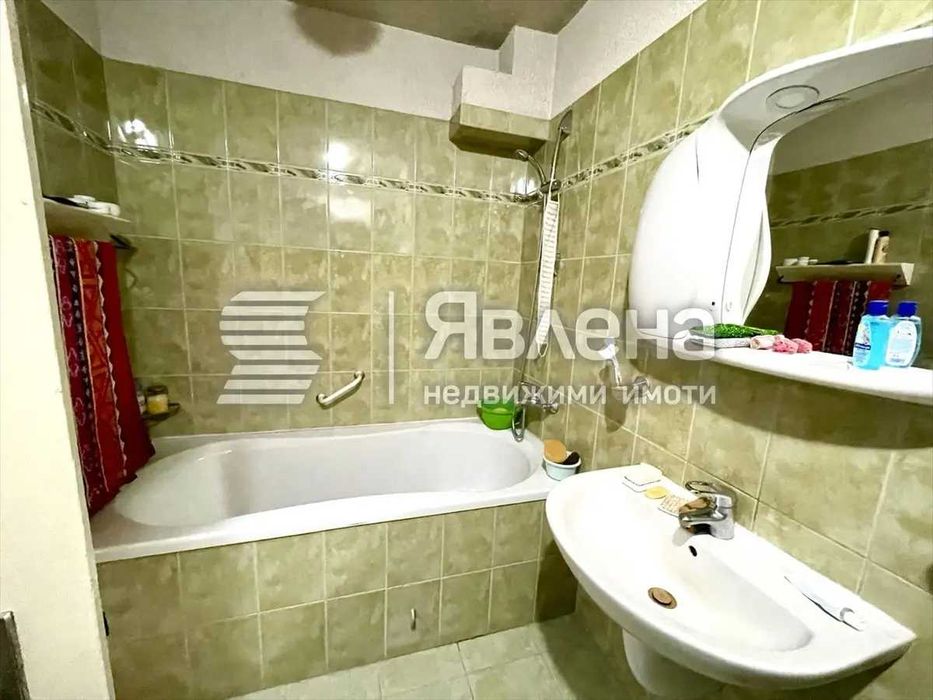 Продава 4-ст. гр. София/Мусагеница