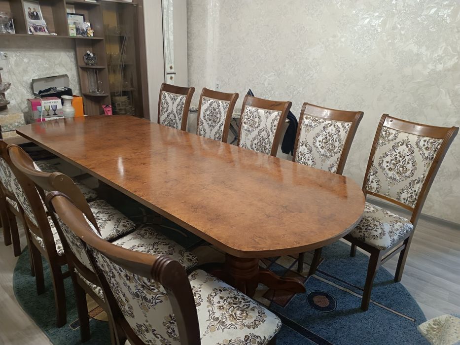 Продам стол со стульями