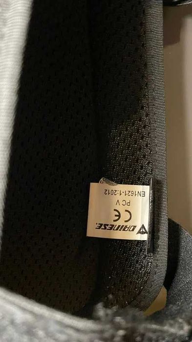 Genunchiere moto Dainese Knee V E1 – protectie genunchi + tibie