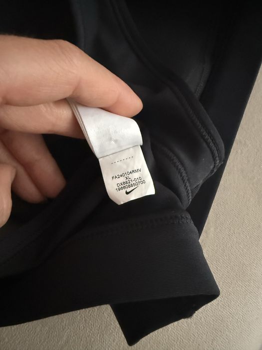 ОРИГИНАЛНО бюстие на Nike