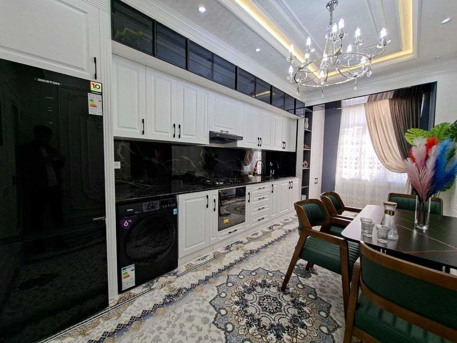 4х комнатная шикарная квартира 120кв/м на районе Аэропорта