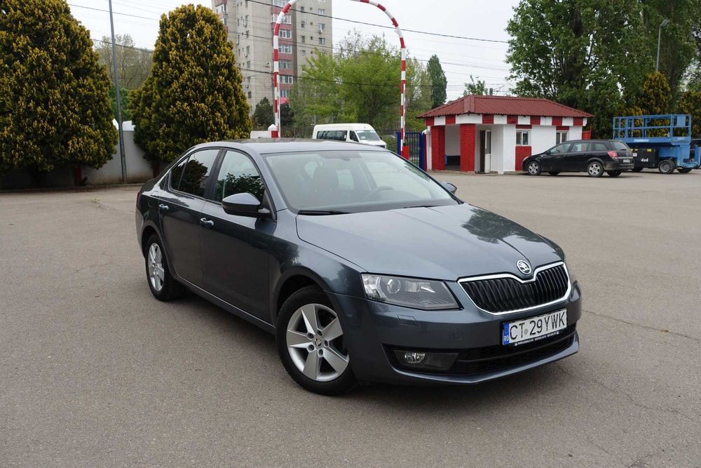SKODA Octavia 2015