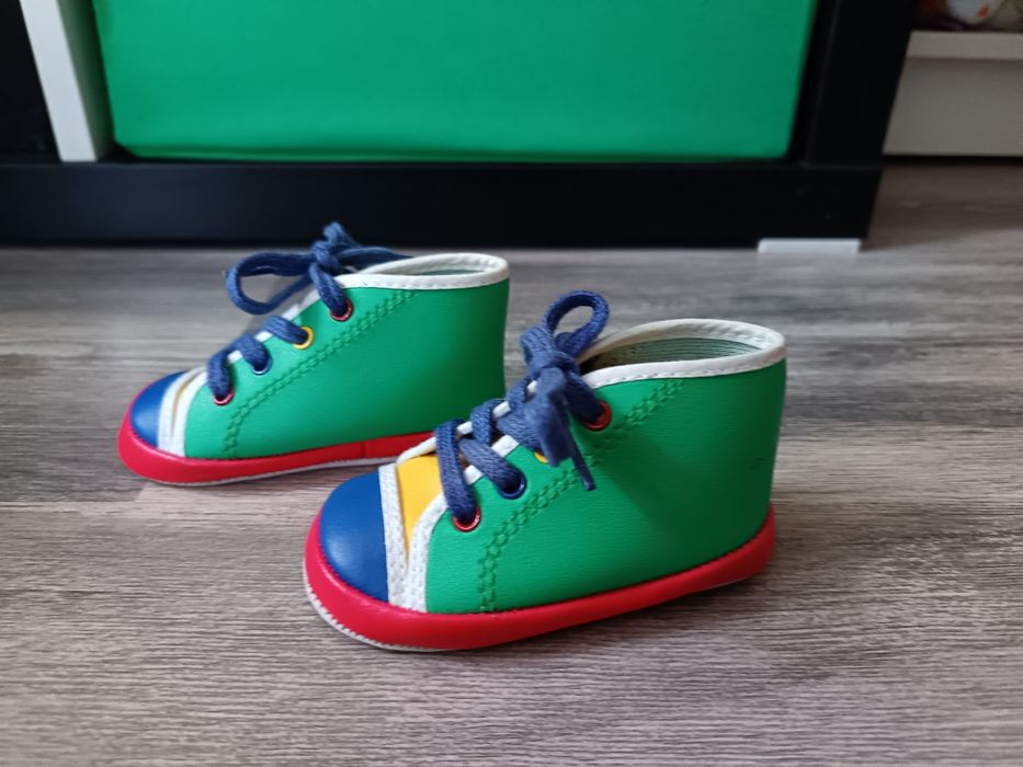 Бебешки  нови    буйки