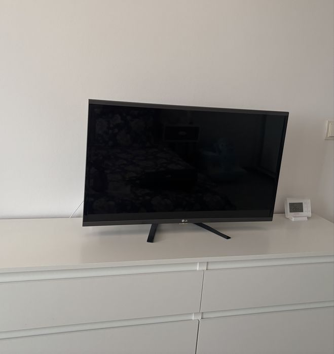 TV LG diagonala 80cm