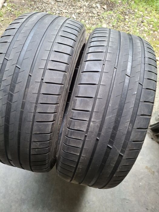 2 Anvelope de vară  235 45 18 Michelin