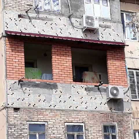 Кладка балкон. Установка козырков любой сложности. Рустам