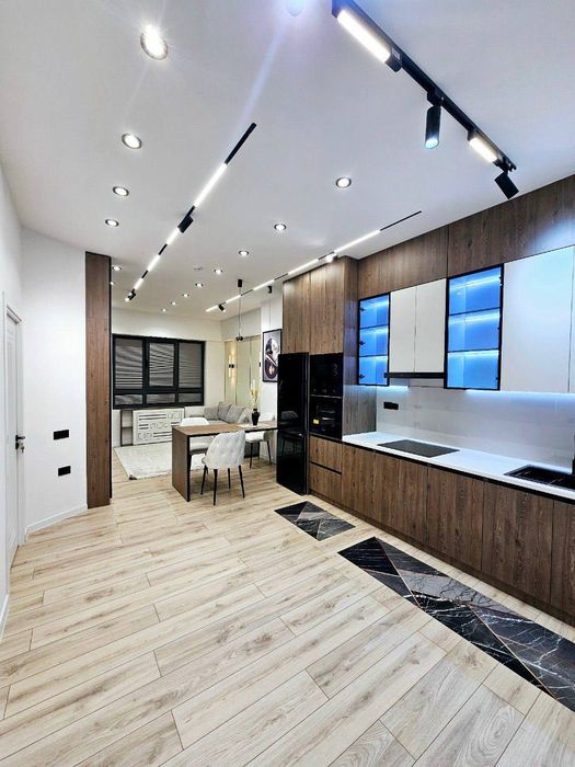 Продается 2х ком квартира, ЖК Akay City, ор-р: Дархан, 50м²