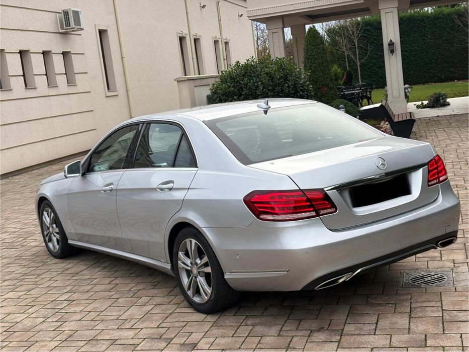 Mercedes E300 BlueTEC W212 Facelift, motorizare 3.0 V6 diesel, 231 CP, an 2013