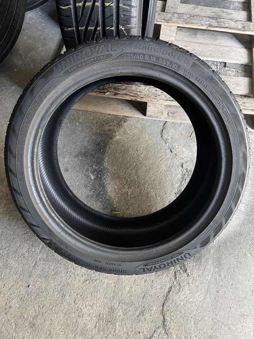 2 anvelope de vara 235/40/18 Uniroyal 6.7 mm!
