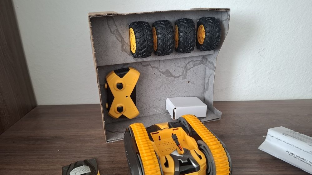 Радиоуправляема каскадна количка Stunt OXHMA 1:18 (2.4GHz)