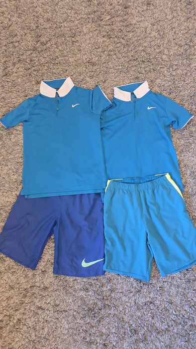 Тениски и бермуди Nike, подходящи за тенис на корт и други спортове