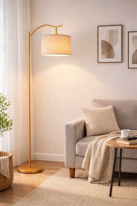 Lampadar modern auriu cu abajur textil reglabil, comutator pedală