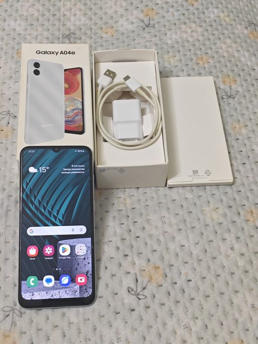 Продам смартфон Samsung Galaxy A04E
