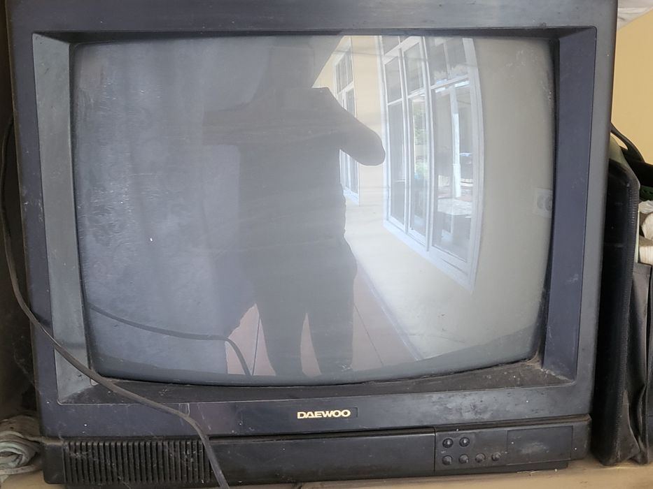 Телевизор сотилади