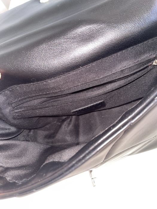 Продам сумку Chanel