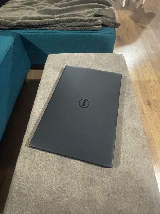 Dell 15,6 inch• procesor i7-8th gen (i7-8550u) • Se vinde fara ssd•