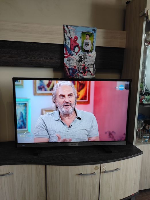 LED Телевизор GRINDING 40 инча