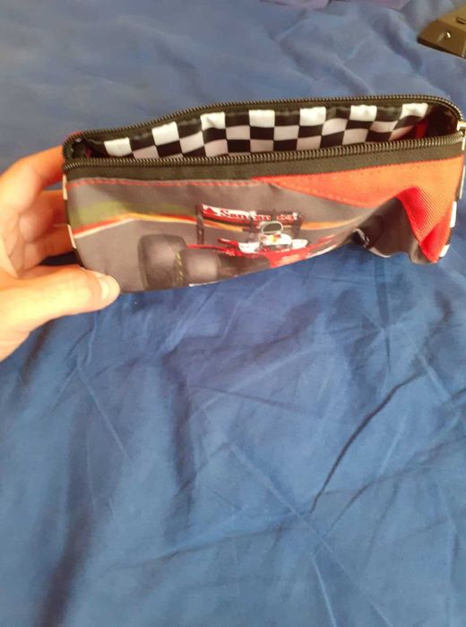 неизполван несесер ферари