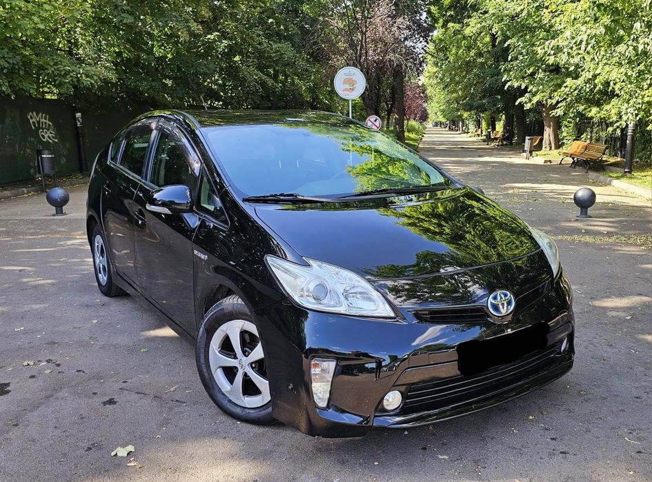 Inchiriere  Inchirieri Toyota Prius Auris GPL Uber Bolt ridesharing