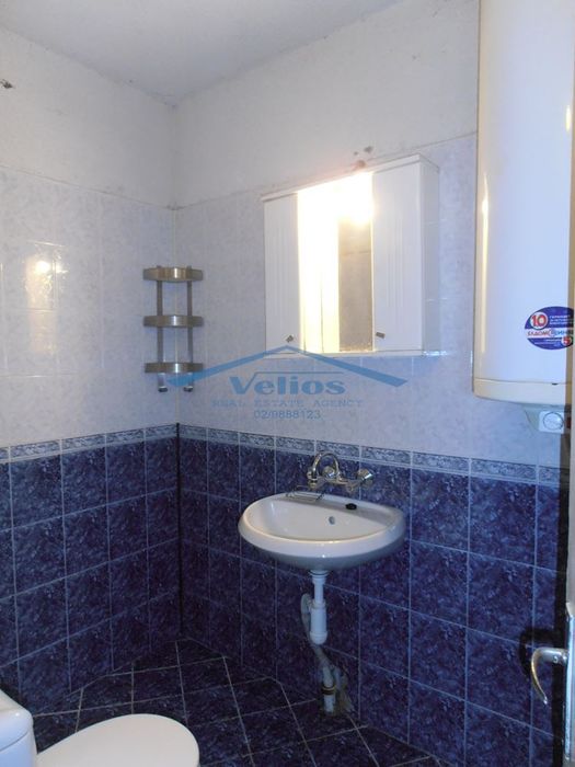 Дава под наем 3-стаен /ОФИС/ в София,кв.Лозенец