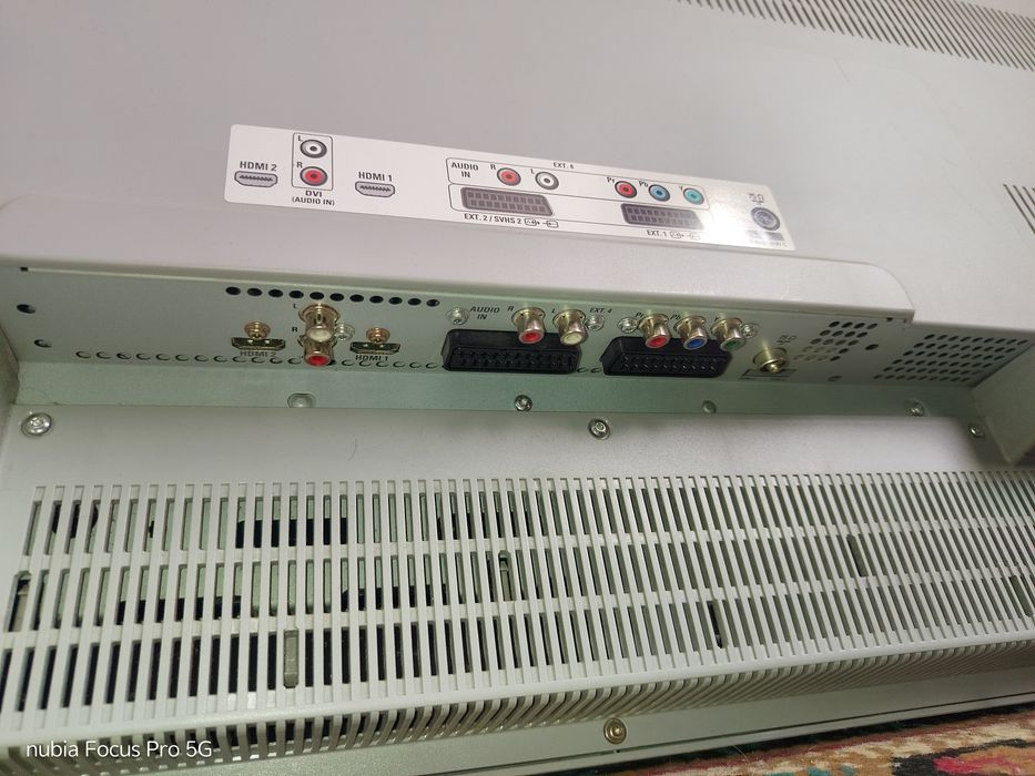 Продам телевизор PHILIPS