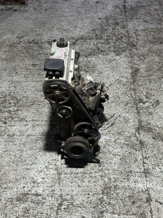 Двигатель Volksawagen vento passat golf 2.0l 2e AGG