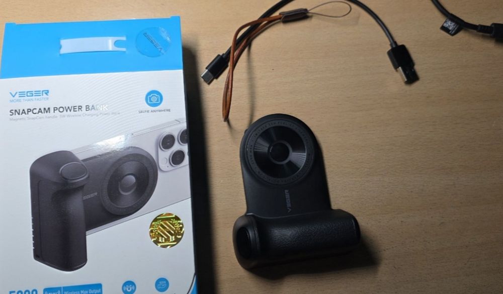 Veger Baterie externă wireless MagSafe SnapCam 5000 mAh - 5 W wireless

Trimit cu posta romana oriunde.