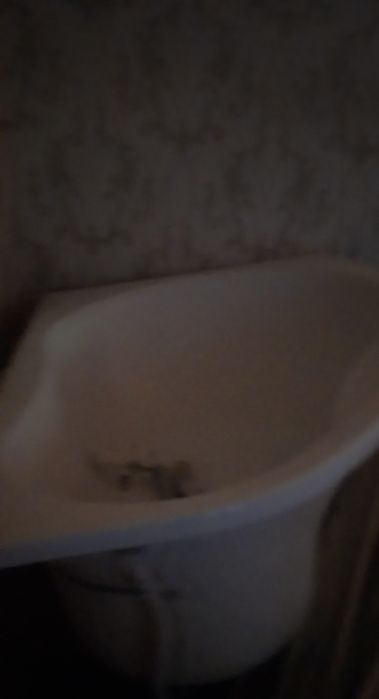 Продам срочно раковину с шкафом