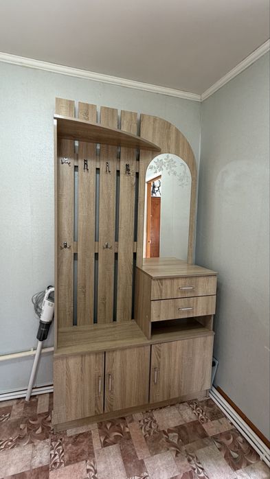 Шкаф прихожей  в отл