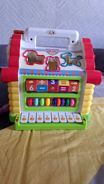 Продам развивающую игрушку