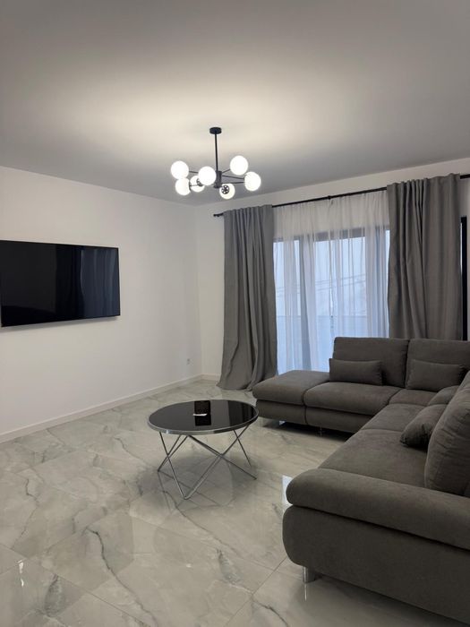 Inchiriez apartamente 3 camere bloc nou