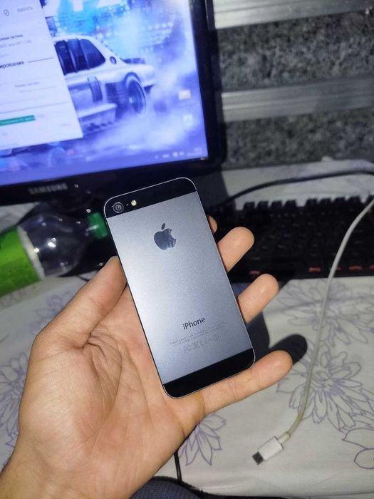 iPhone 5, 5s, 5 SE (iPhone 5, 5 S, 5 SE)