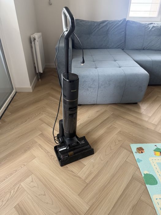 Пылесос моющий  Dreame.