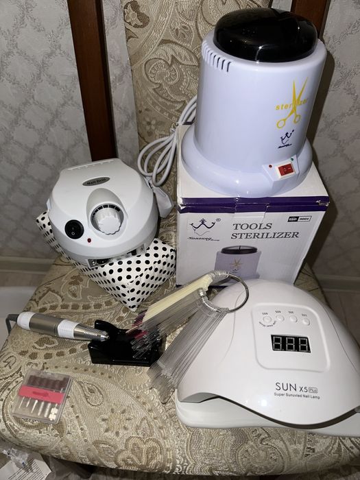 Продаю набор для маникюра