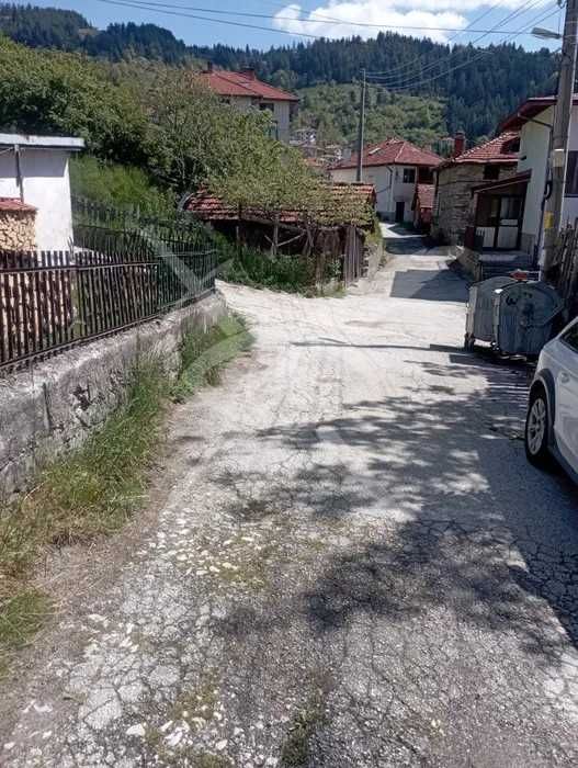 Продава се Парцел в с. Момчиловци, Област Смолян - 450 кв.м за 23 €/кв.м - Снимка #5