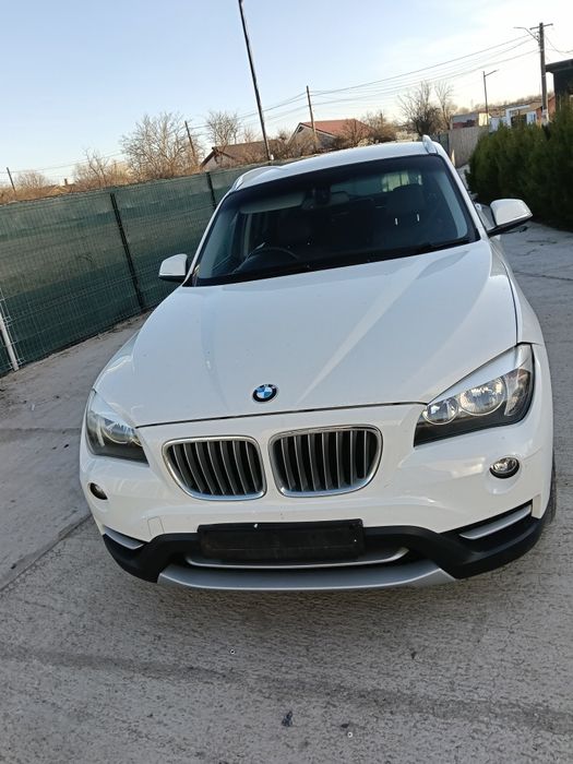 Dezmembrez BMW X1 2.0 diesel 2014