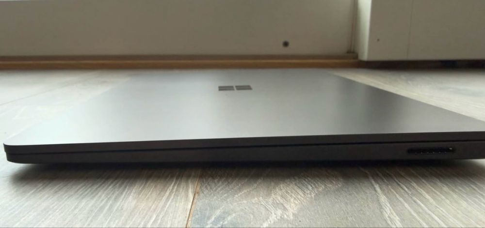 Microsoft Surface Laptop 7 1TB 32GB Nou