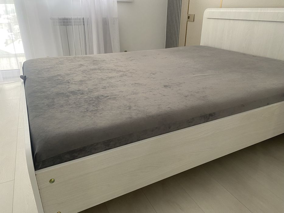 Кровать двуспальный СРОЧНО ПРОДАМ